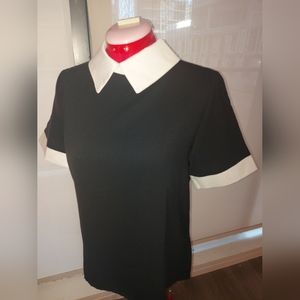 Black and white collared shirt - small